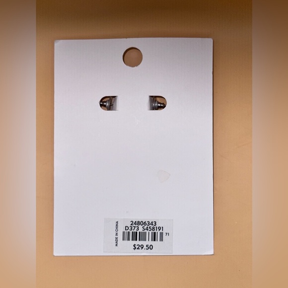 LOFT ๐ Pierced Earrings (3sets) with LOFT Jewelry Box, All NWT - Picture 13 of 15